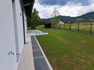 zielony trawnik za domem bielsko biala ogrod z siewu 2